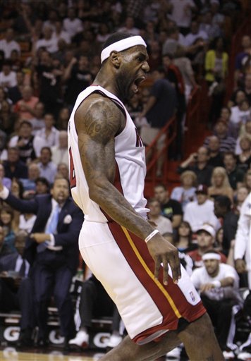 迪马：迪巴拉退烧后参加全队合练，安赫利尼奥也参加了合练（迪马：迪巴拉退烧已回归全队训练，安赫利尼奥亦随队合练）