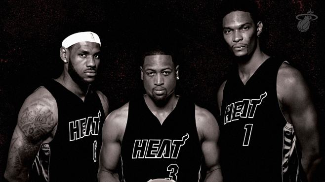 感谢俱乐部，U16国少球员身穿各自俱乐部训练服拍摄全家福（U16国少全家福：球员穿各自俱乐部训练服致谢俱乐部）