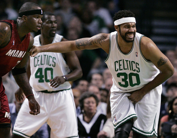 国米冬窗不引援？奥西里奥的谎言被戳穿！历史数据揭秘真相（国米冬窗真会零引援？历史数据揭底，奥西里奥说法被打脸）