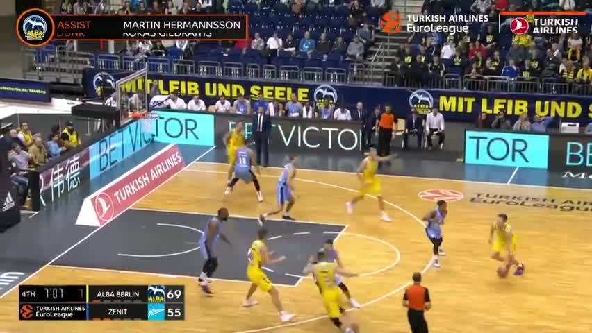 场均20分4篮板！格兰特今日缺战国王，开拓者7人缺席（场均20分4板的格兰特今日缺席对阵国王，开拓者7人无法出战）