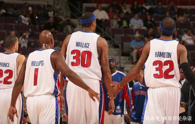 本赛季巴雷特出战时猛龙胜率70.6%，缺席时仅33.3%（本季巴雷特在阵猛龙胜率70.6%，缺阵仅33.3%）