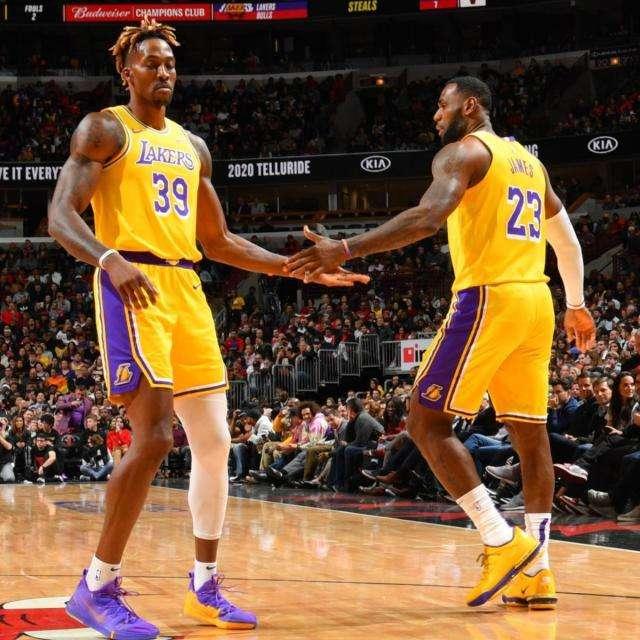 雷霆冲击季后赛形势明朗（雷霆发力，季后赛局势清晰）