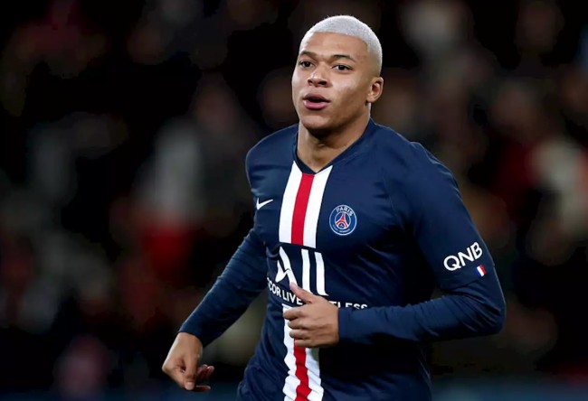 特德斯科：德布劳内能发现其他人发现不了的空当，并传出好球（特德斯科称德布劳内能洞察他人难寻的空当并送出精妙传球）