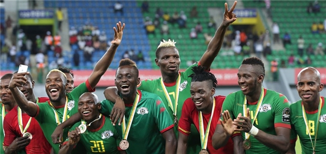 弗里克：不仅是我们，国家队也应该照顾好亚马尔（弗里克：保护亚马尔不只是我们的责任，国家队也应尽责）