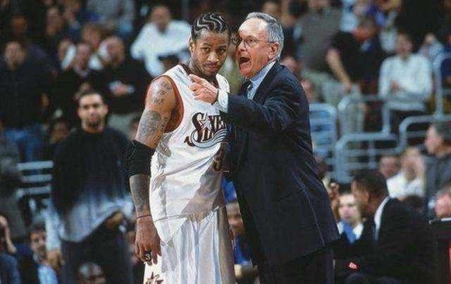 官方：津门虎球员陈哲宣因辱骂裁判员，停赛5场罚款5万（官方通报：津门虎球员陈哲宣因辱骂裁判，被禁赛5场并罚款5万元）