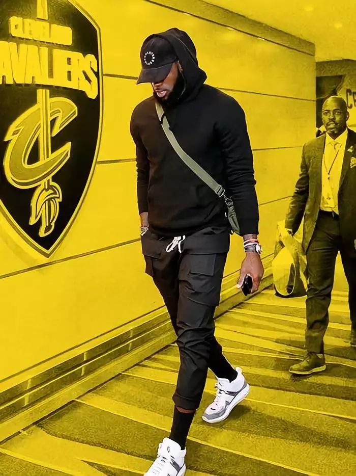 小法：意大利不认同青训越级提拔；相信莫拉塔会重新振作起来（法布雷加斯：意大利对青训跳级持保留态度，坚信莫拉塔能重振雄风）